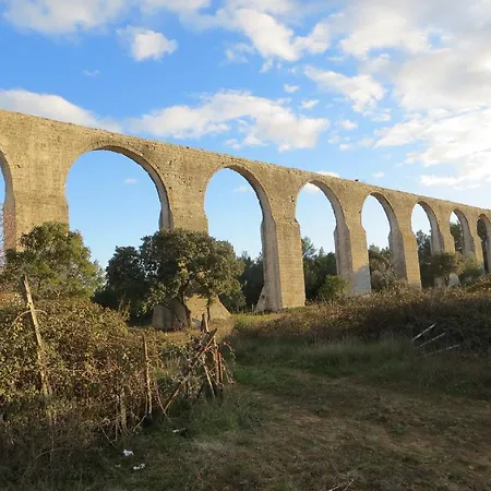 Appart hôtel L'Enclos De L'Aqueduc 4*